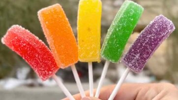The Magic Sugar Pops - Colorful Candy Sticks in a Frosty Fun World